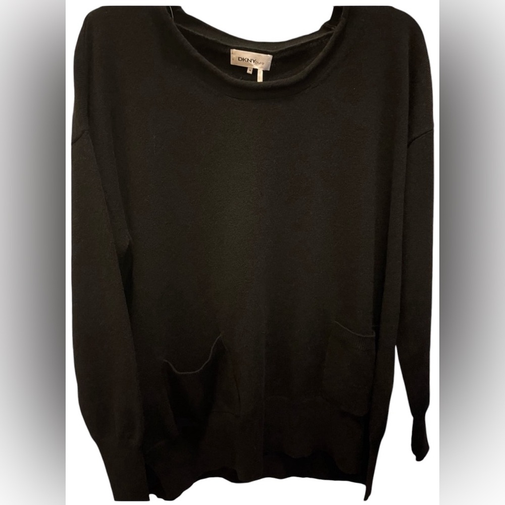DKNY PURE WOOL/ CASHMERE SWEATER SCOOP NECK WOMEN LONG SLEEVE BLACK COLOR SIZE M